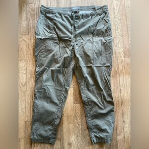 Woman’s Olive Pants